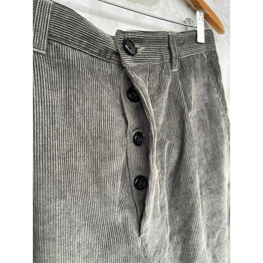 AMI Paris Tapered fit cropped broek van corduroy pants size small